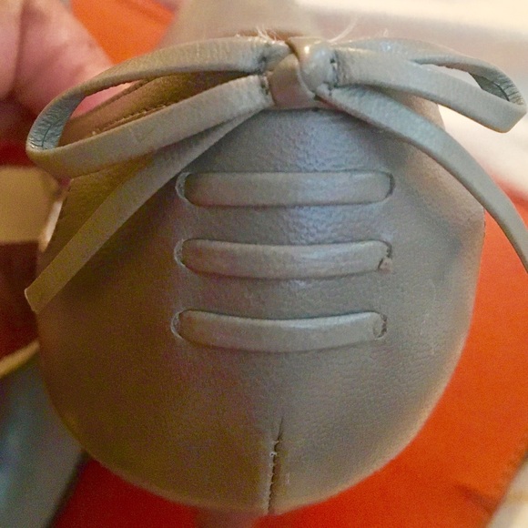 Marc Jacobs Grey Heels - Picture 4 of 7